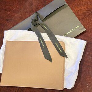 Longchamps Laptop Case -- Leather -- Biscuit color